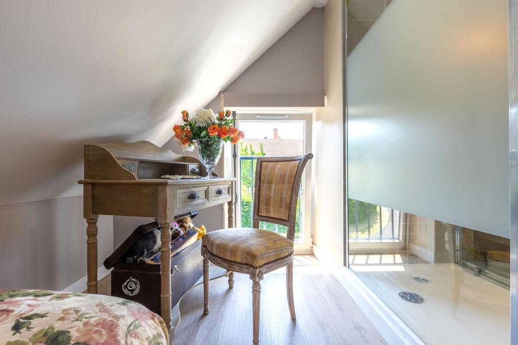 Le Clos Des Roses Chambres Et Tables D Hotes Meusnes Exterior photo