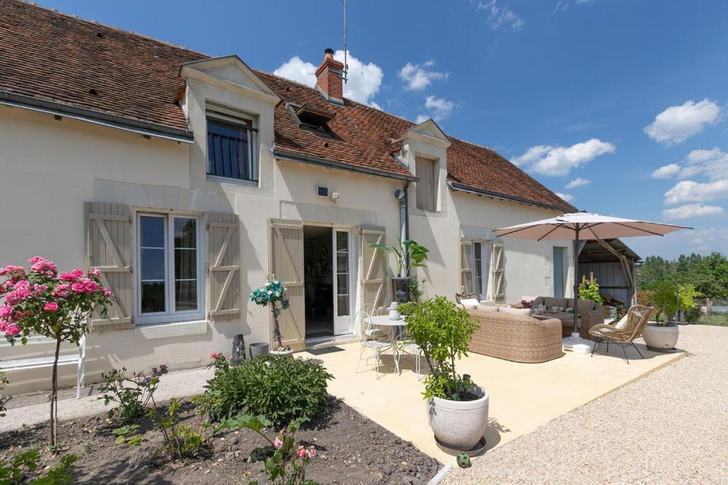 Le Clos Des Roses Chambres Et Tables D Hotes Meusnes Exterior photo
